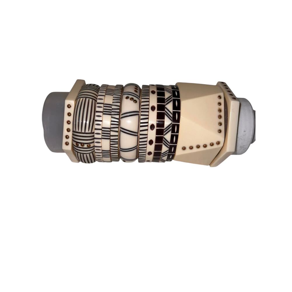 Iris Apfel & Bajalia 13 Pc Ivory Tone Tribal Resin Bangle Set Etched Geometric